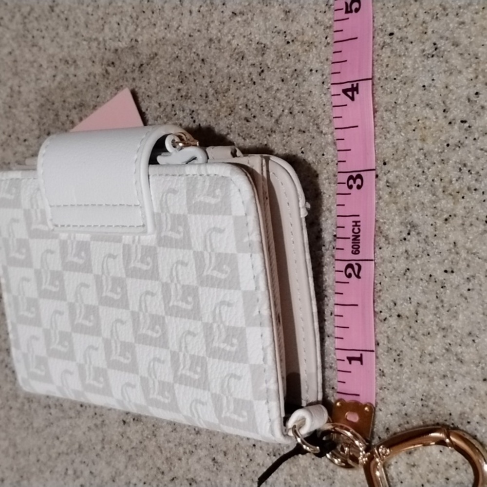 NWT Juicy Couture wallet - Picture 3 of 6